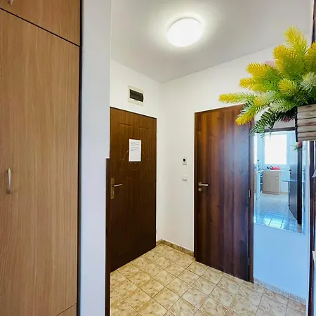 широк център варна15 минути до центъра Varna