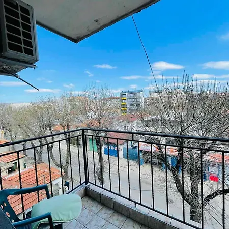 широк център варна15 минути до центъра