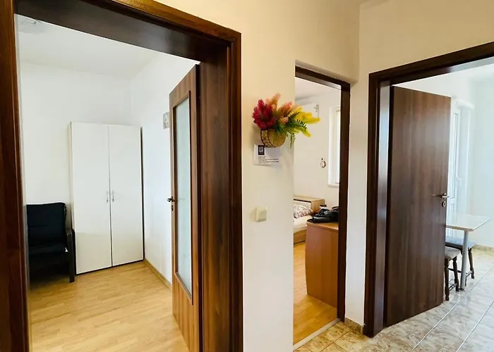 широк център варна15 минути до центъра Appartement